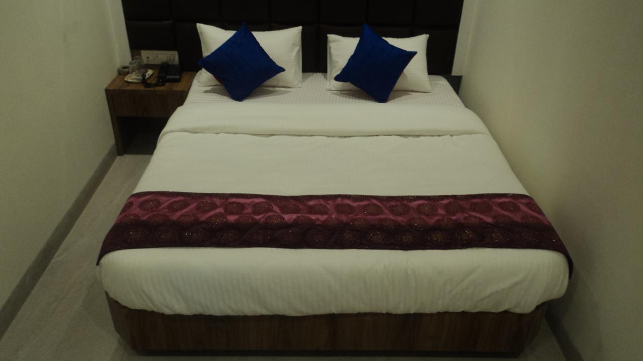 Shree Krishna Paradise Hotell Navi Mumbai Exteriör bild